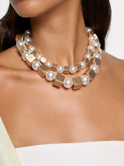 Short Double Necklace With Pearls