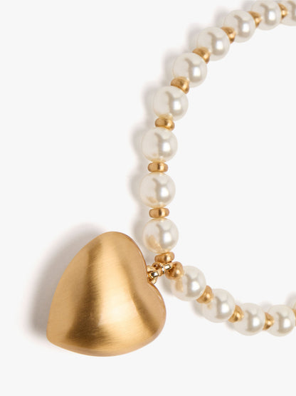 Necklace With Heart Pendant Pearls