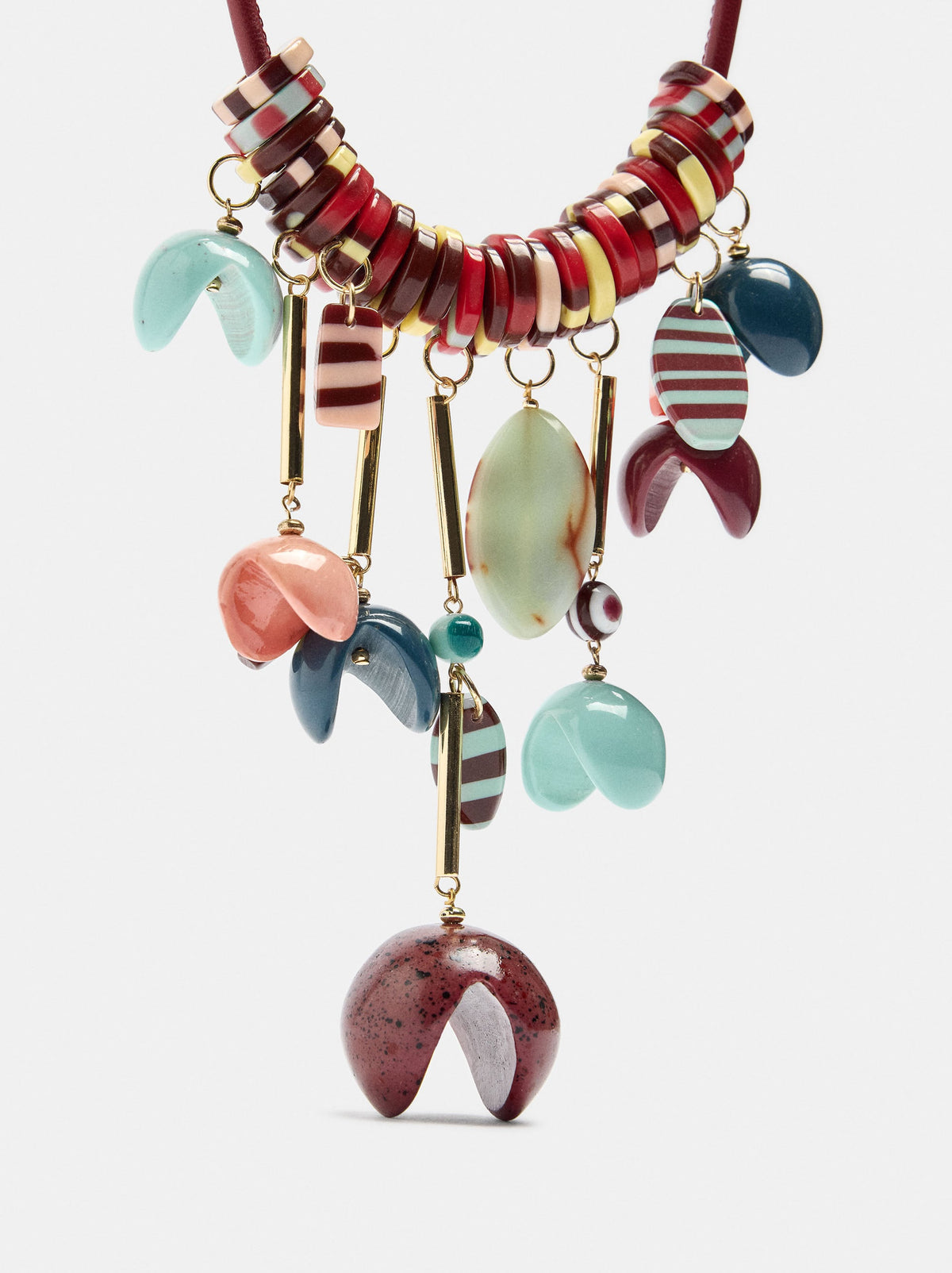 Short Necklace With Multicolor Beads And Pendants