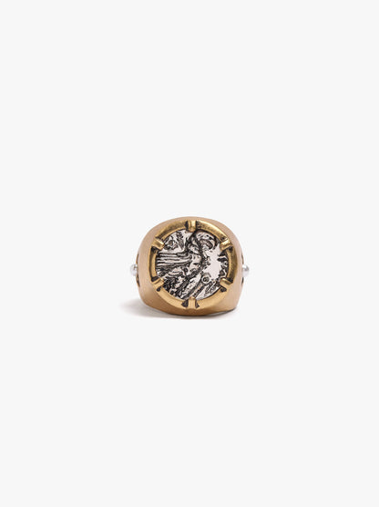 Bicolor Medal Ring With Pearl Detail