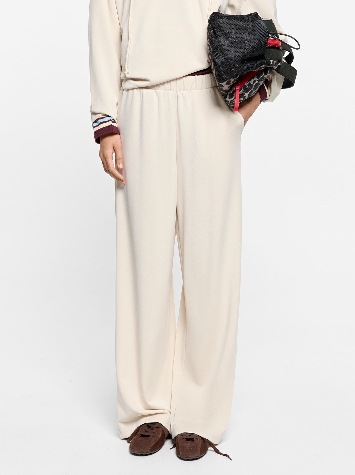 Loose-Fitting Trousers With Elastic Waistband Soft Touch