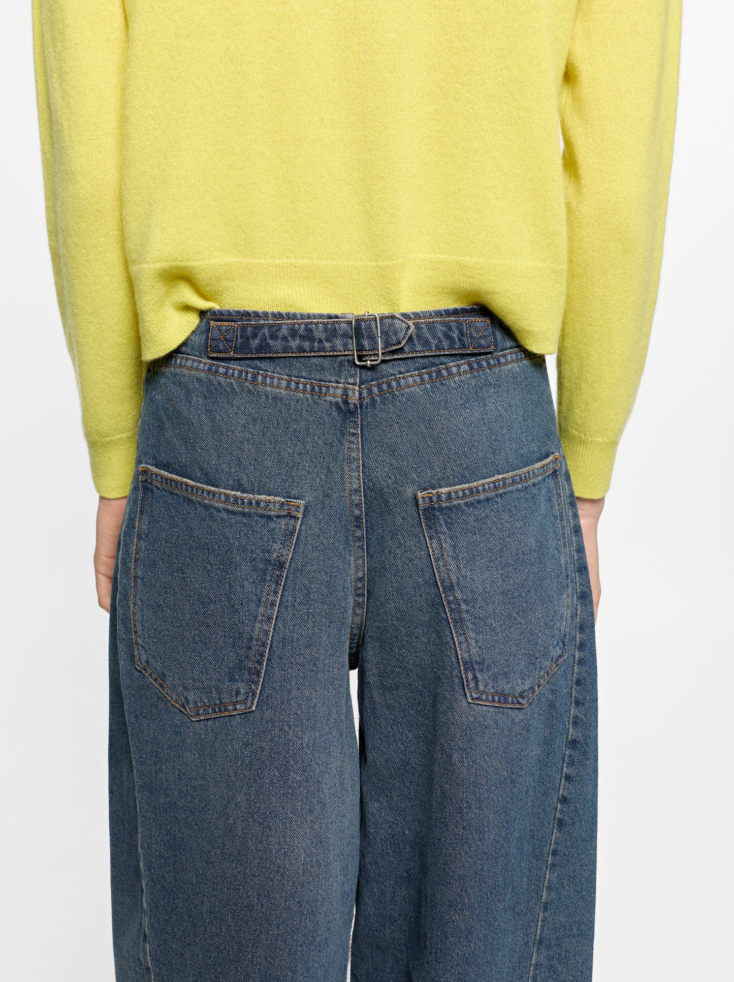 Barrel Jeans
