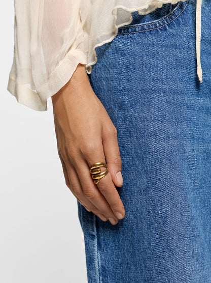 Wide Crossed Ring