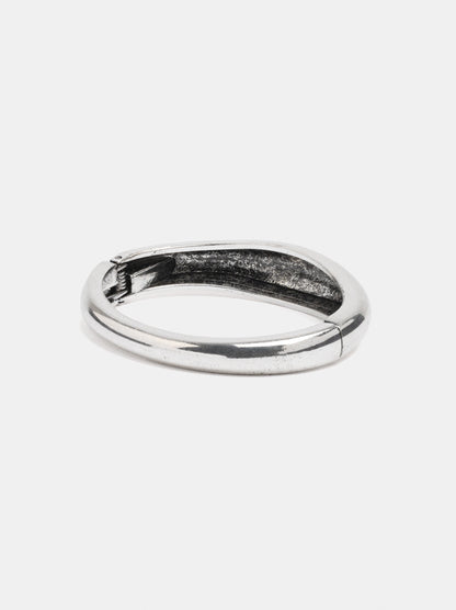 Minimalist Rigid Bracelet