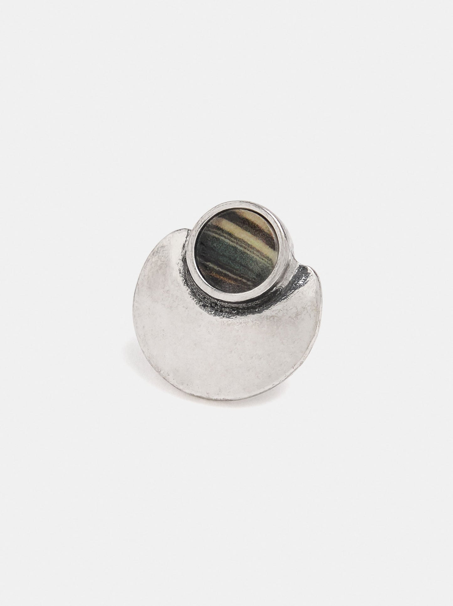 Rounded Earrings With Stone