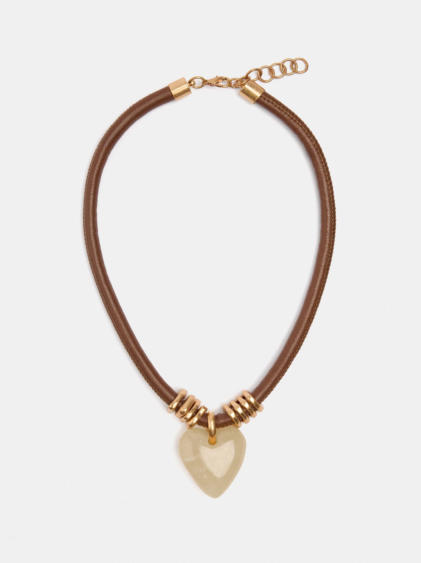 Short Necklace With Heart Pendant