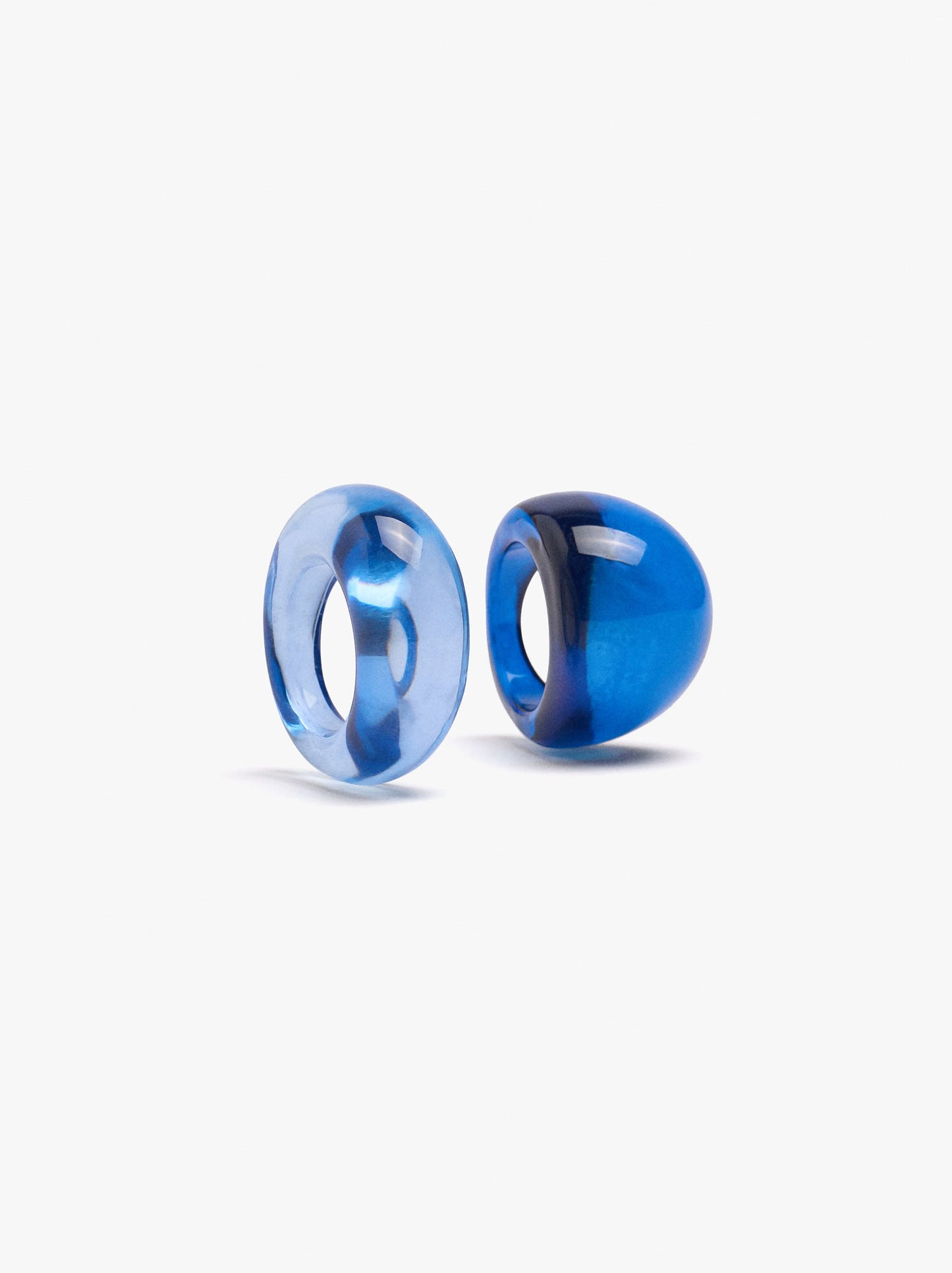 Set Of Rounded Transparent Resin Rings