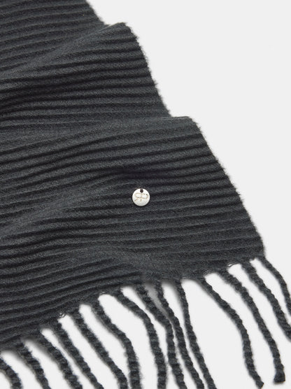 Pleated Scarf With Fringes