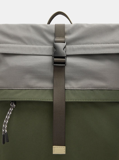 Nylon Roll-Top Cabin Backpack With Bottle Holder L
