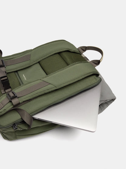 Nylon Roll-Top Cabin Backpack With Bottle Holder L