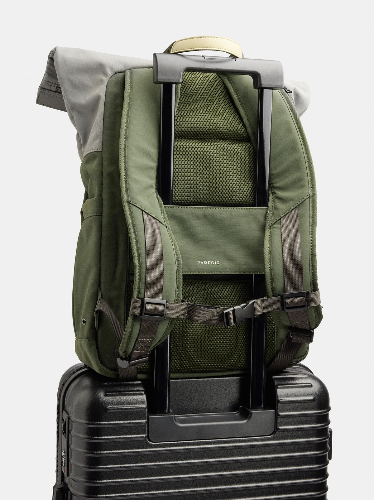 Nylon Roll-Top Cabin Backpack With Bottle Holder L