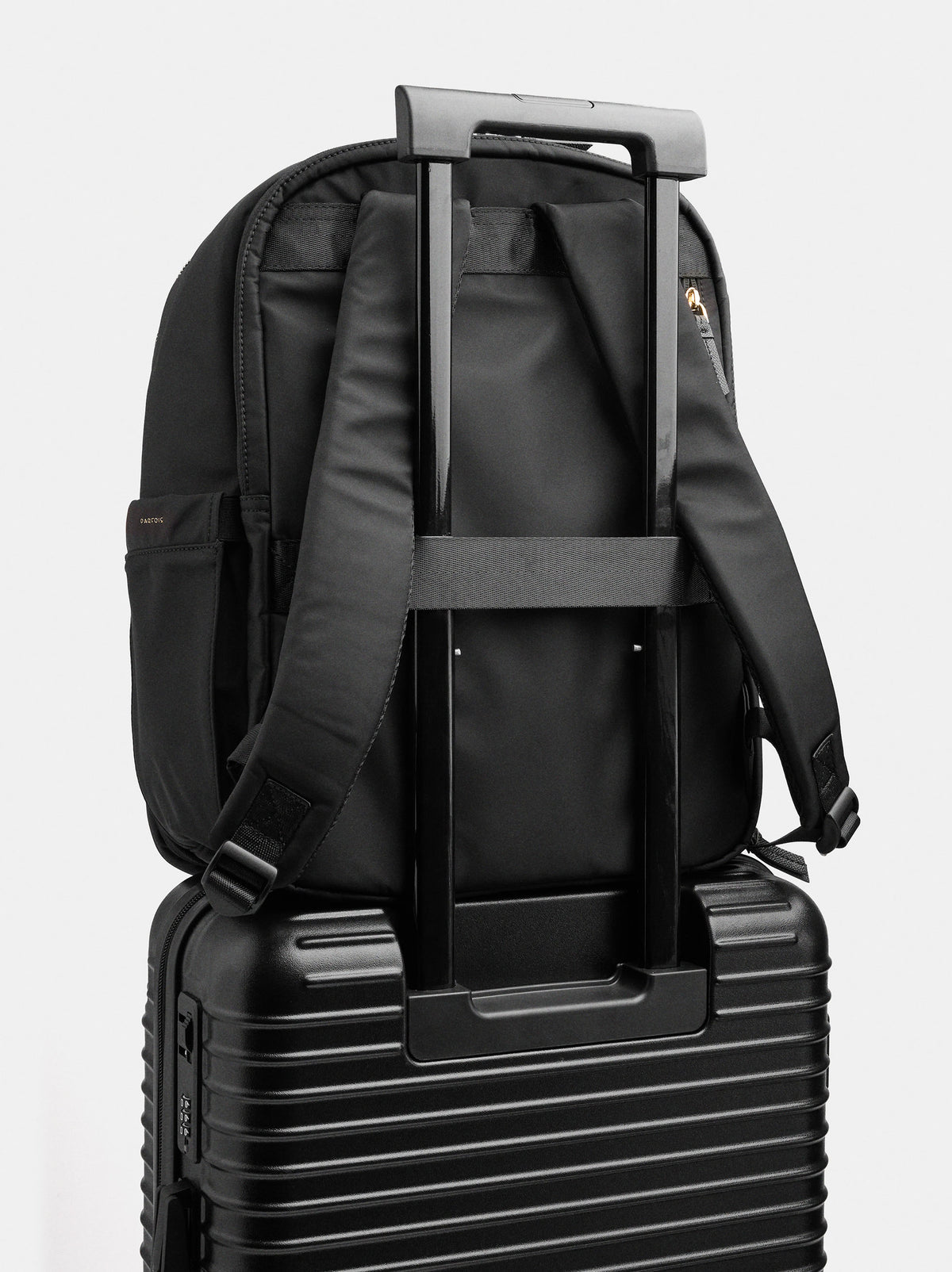Expandable Nylon Cabin Backpack With Bottle Holder