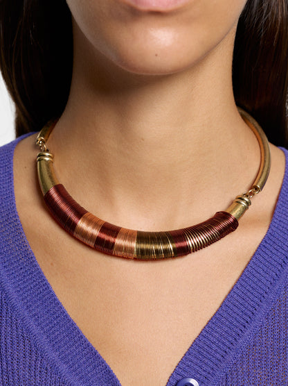 Multicolor Choker With Metallic Threads