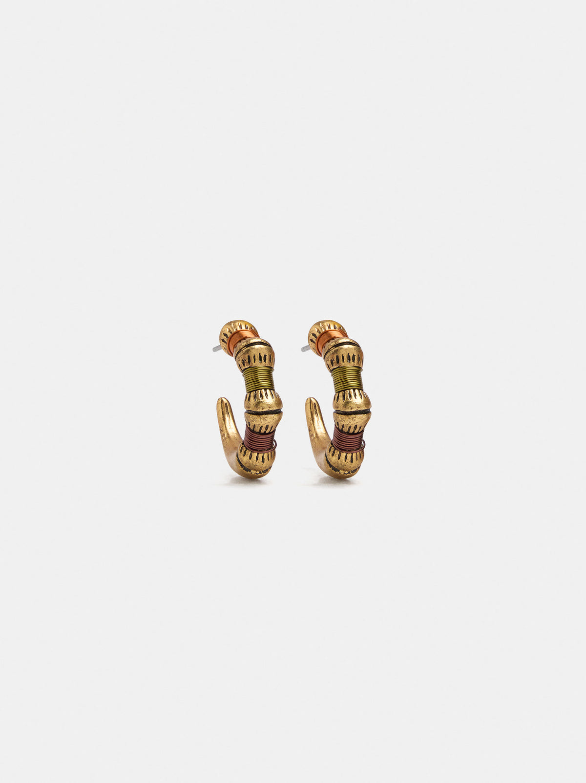 Hoop Earrings With Multicolor Threads