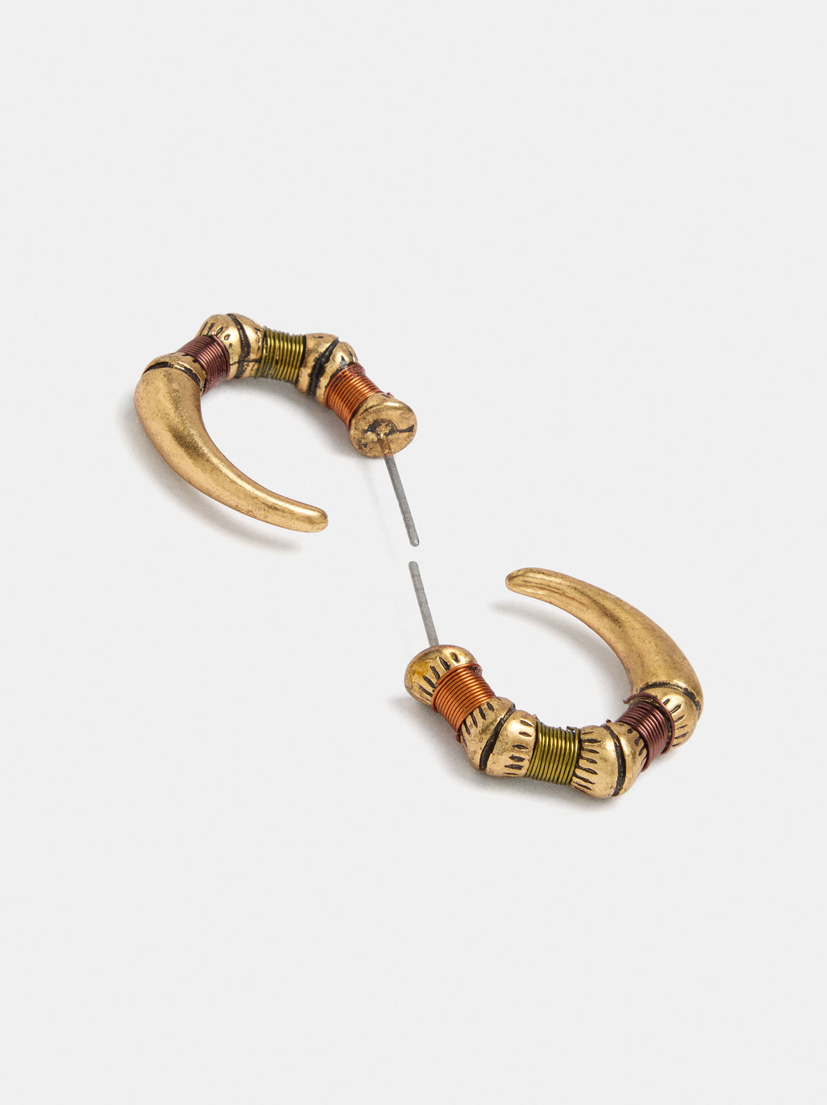 Hoop Earrings With Multicolor Threads