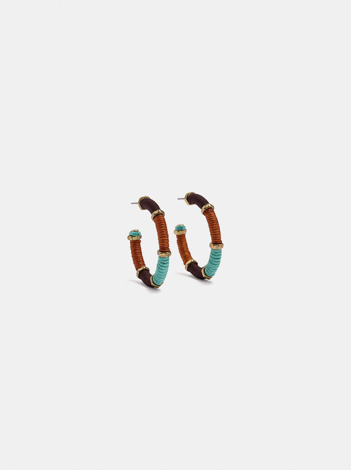 Hoop Earrings With Multicolor Threads