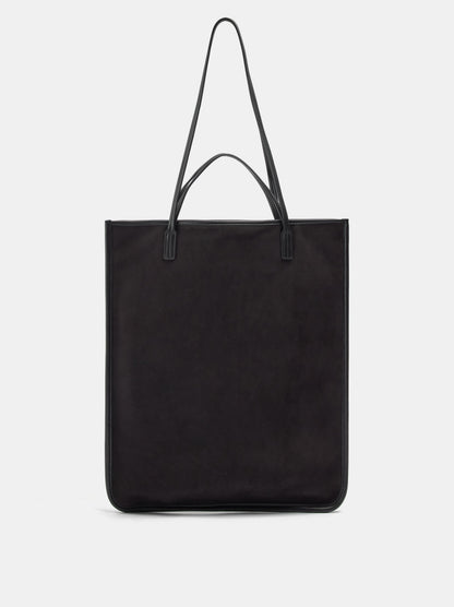 Leather Shoulder Bag With Versatile Straps