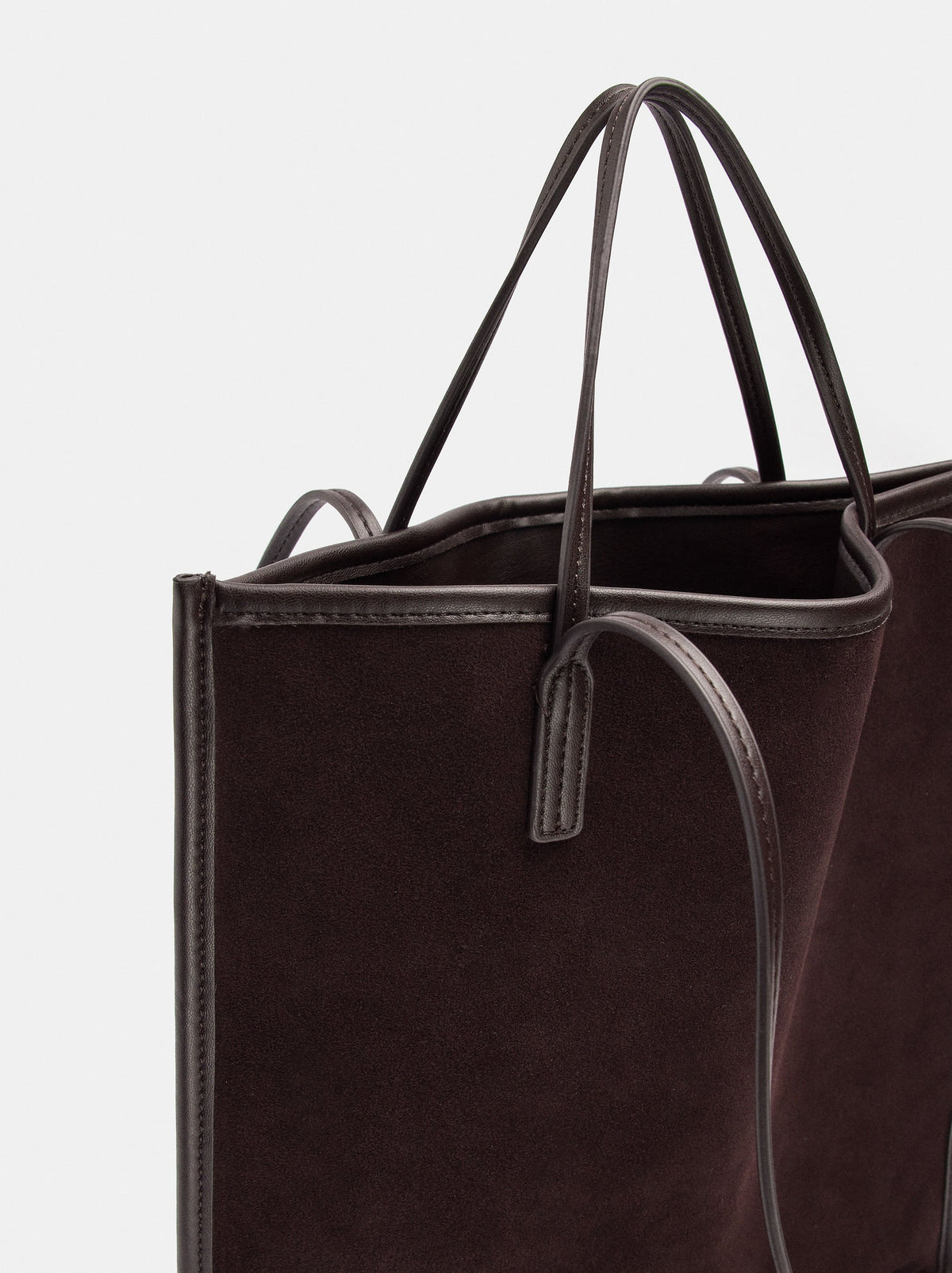 Leather Shoulder Bag With Versatile Straps