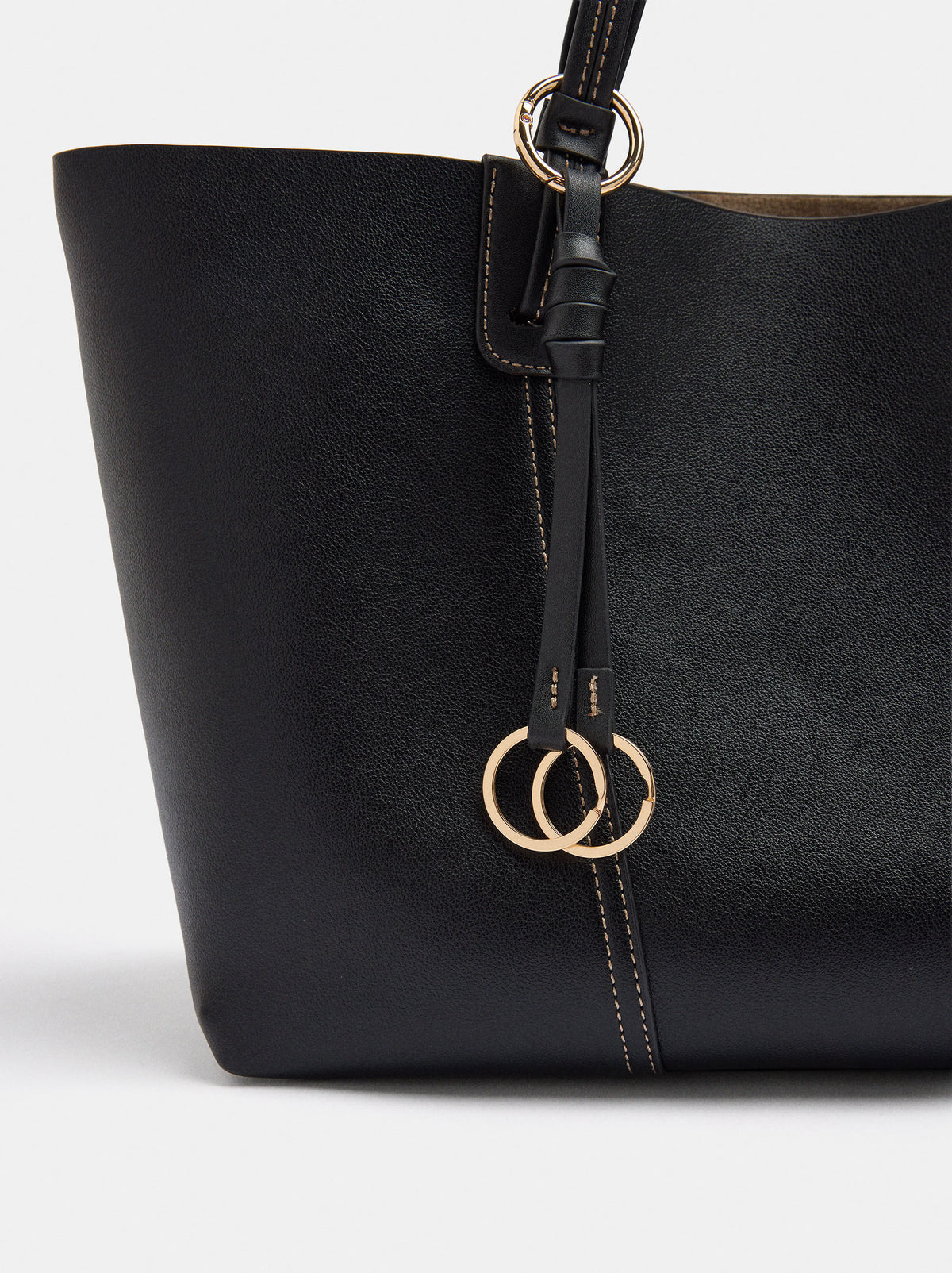 Reversible Shopper Bag With Versatile Straps