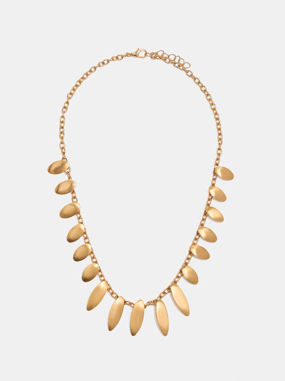 Short Necklace With Petals