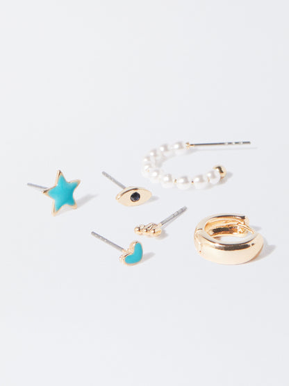 Set Of Earrings With Star And Pearls