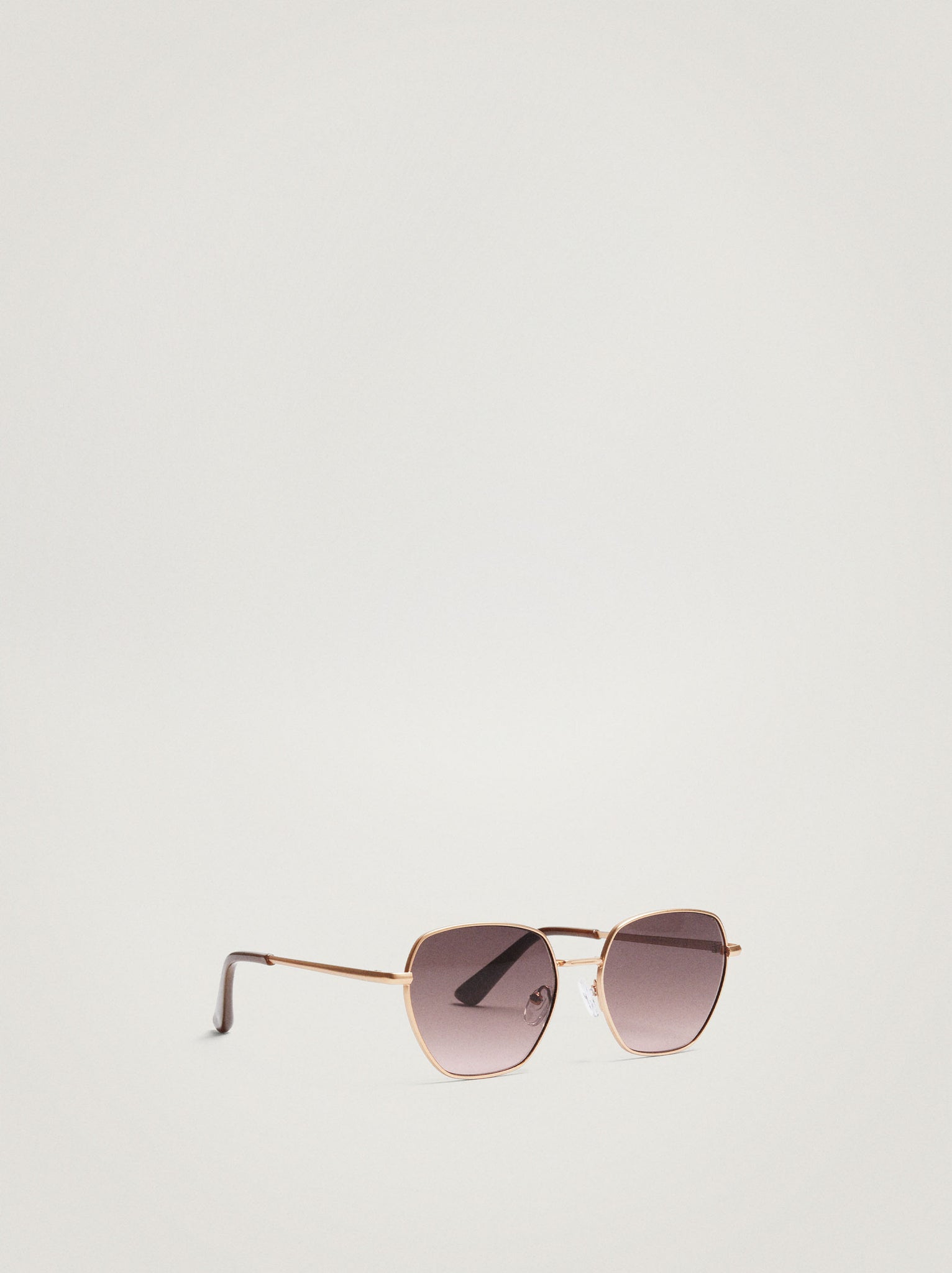 Round Metallic Sunglasses