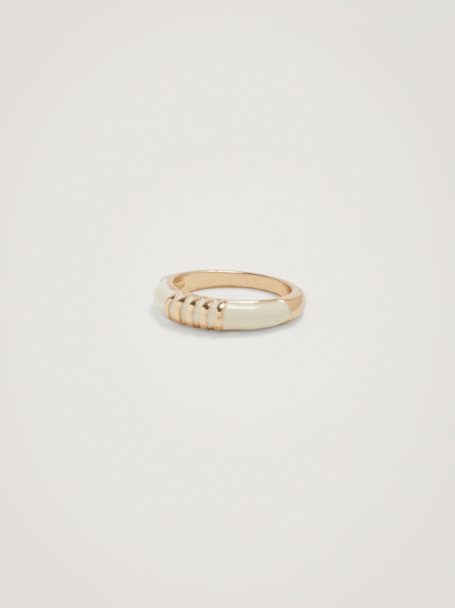 Enamel Ring