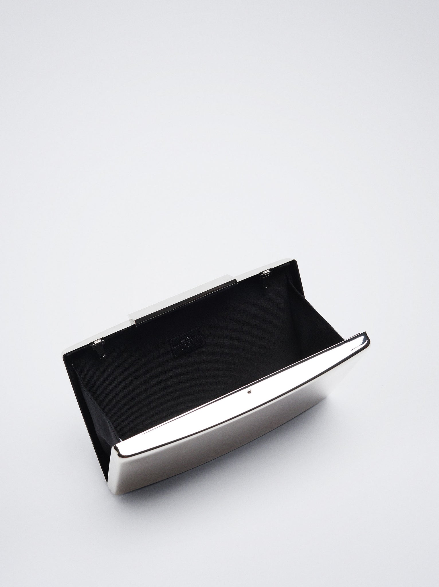 Party Metallic Clutch