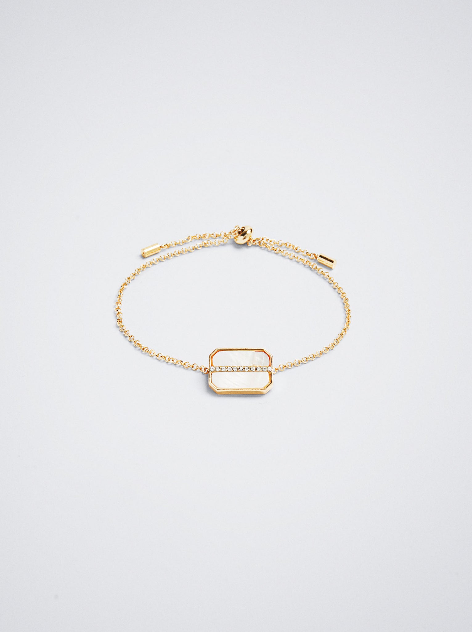 Adjustable Golden Bracelet With Shell
