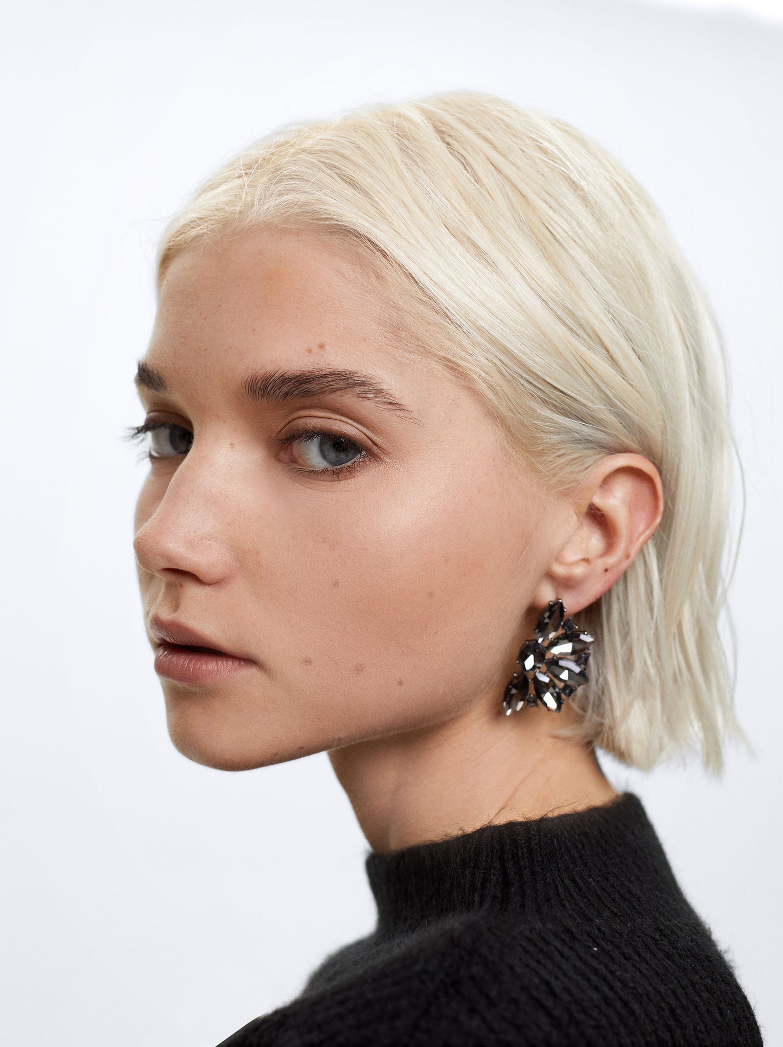 Earrings With Crystals