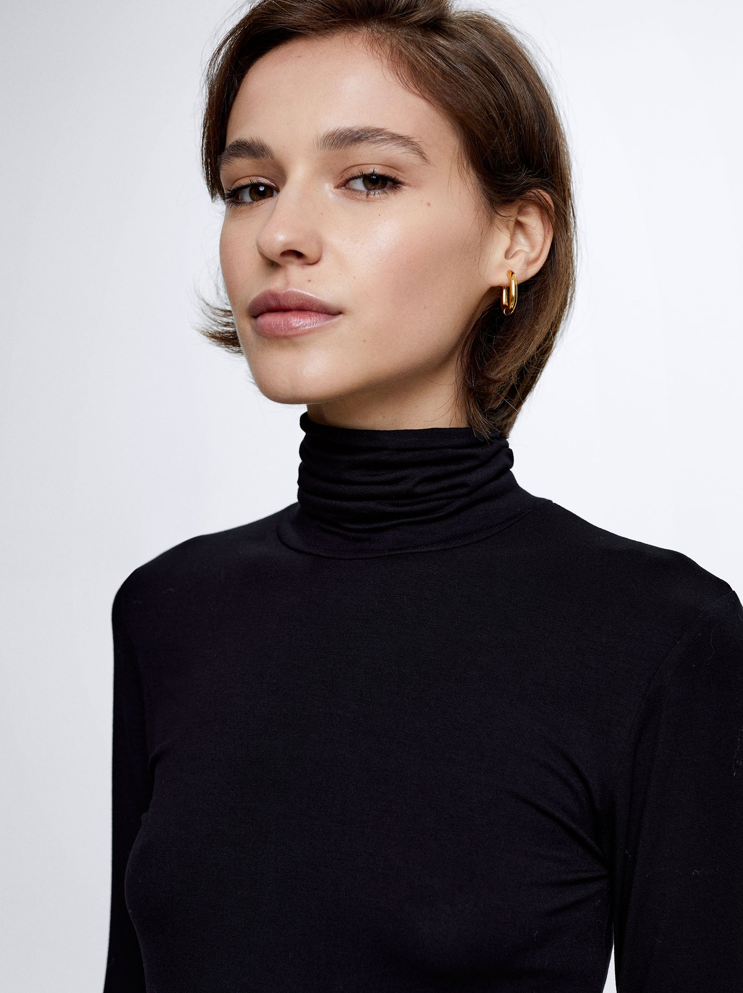 Long Sleeve High-Neck T-Shirt