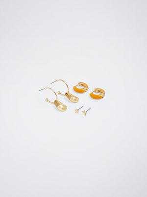 Set Of Earrings With Star