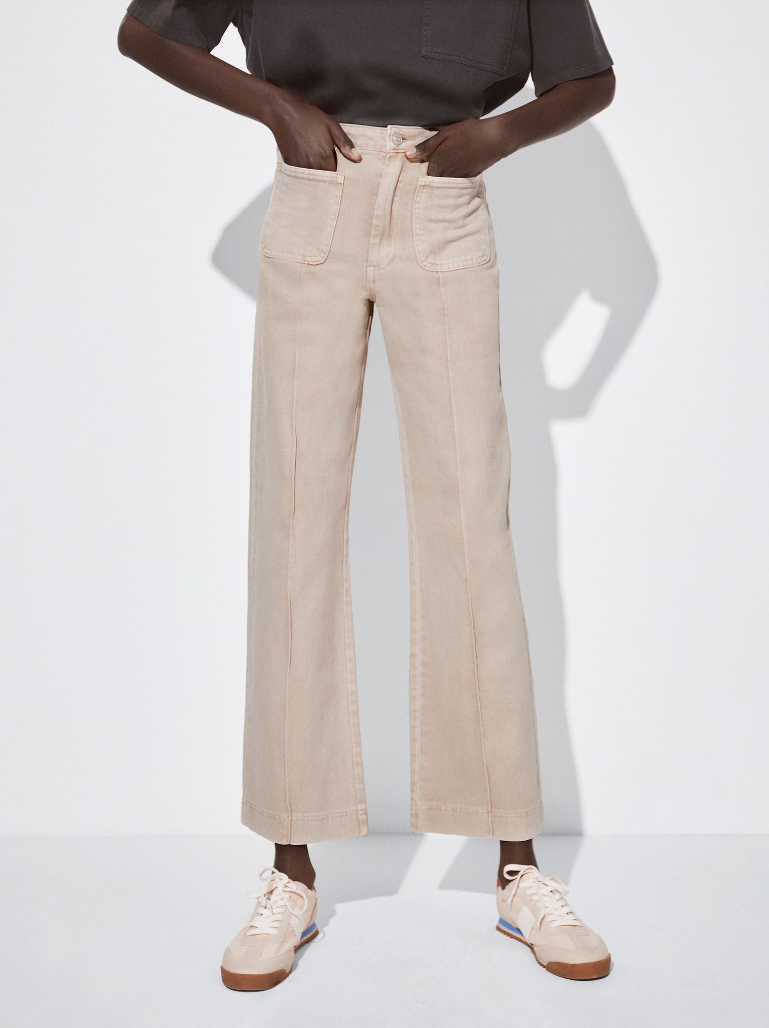 Straight Fit Jeans With Pockets