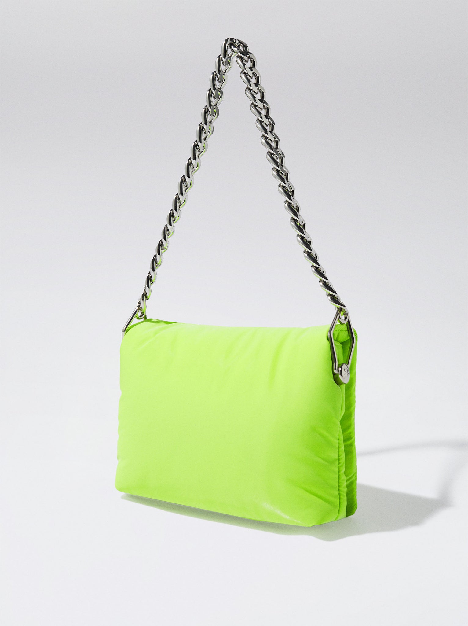 Shoulder Bag With Chain