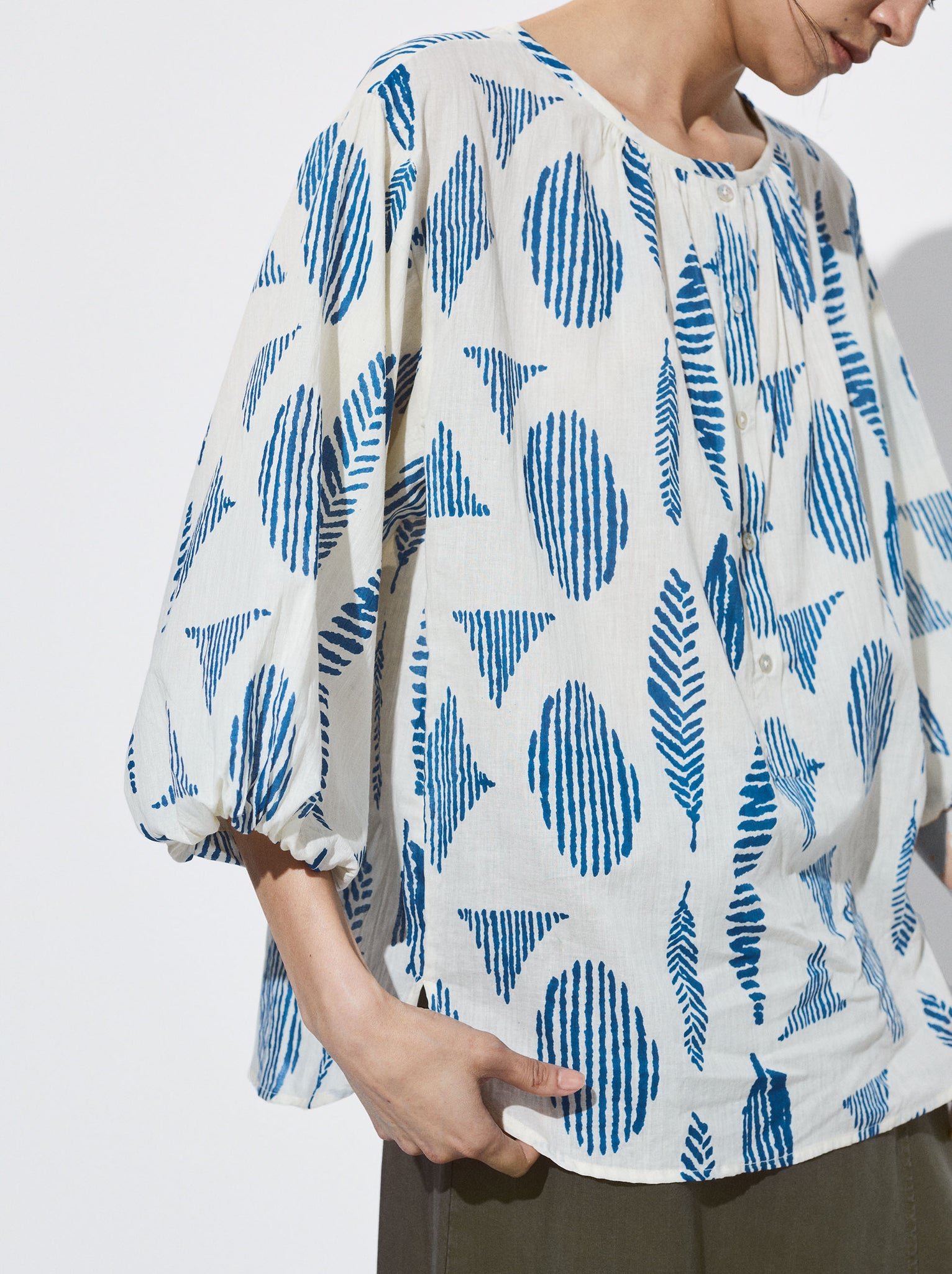 Puff Sleeve Printed Shirt
