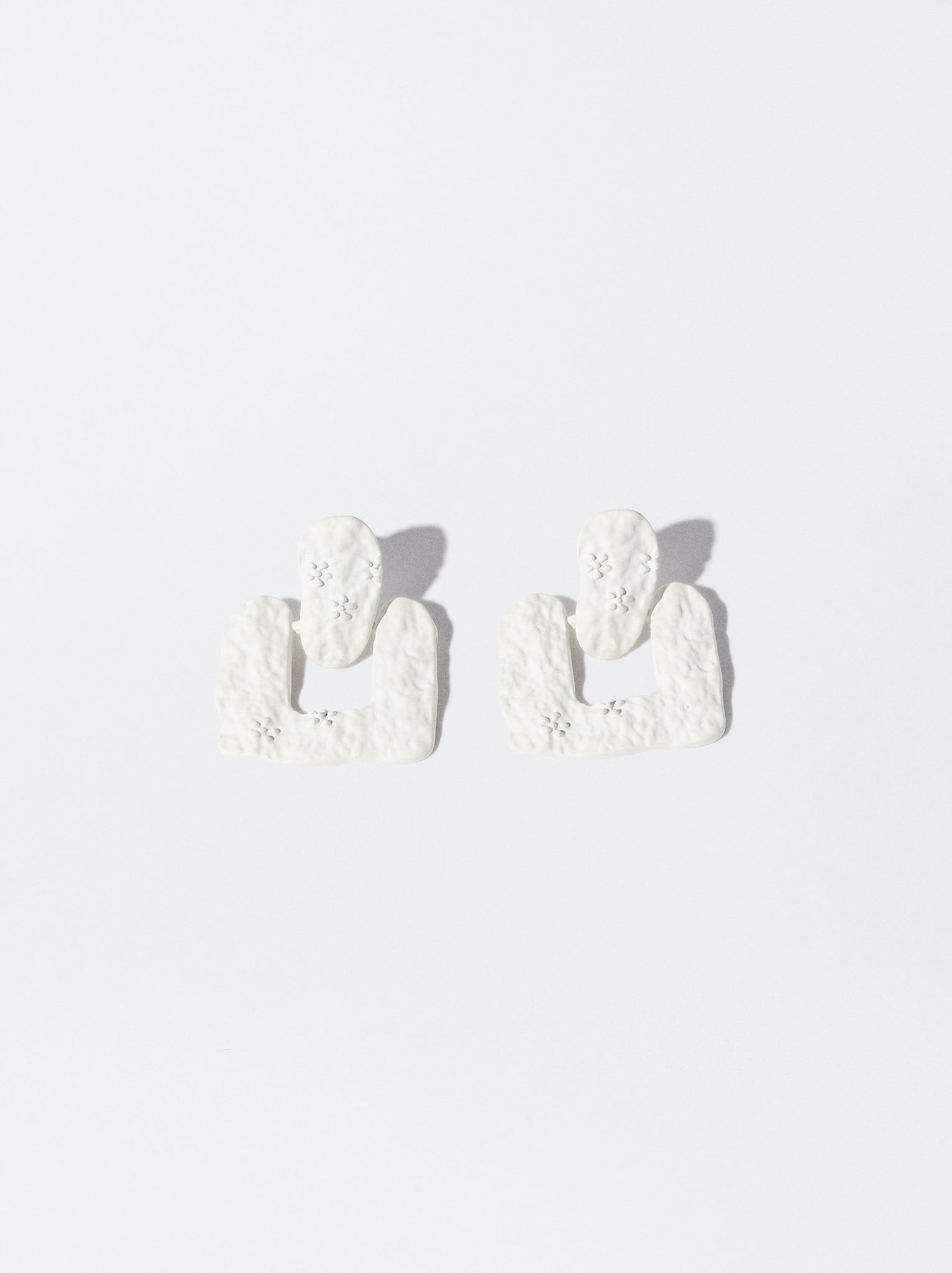 Earrings With Matte Effect